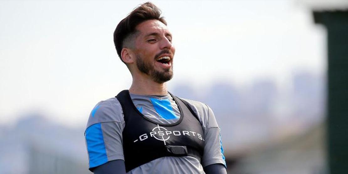 Son dakika... Jose Sosa Fenerbahçeye imza atacak