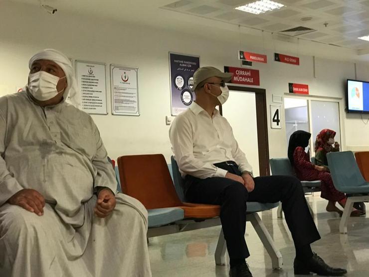 Şanlıurfada validen hastanede tebdili kıyafetle koronavirüs denetimi