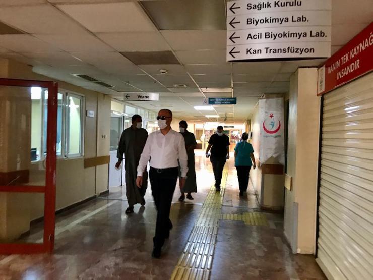 Şanlıurfada validen hastanede tebdili kıyafetle koronavirüs denetimi