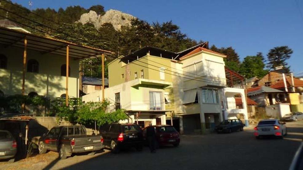 Yaz aylarında nüfusu 10 katına çıkıyor, gelen dönmek istemiyor