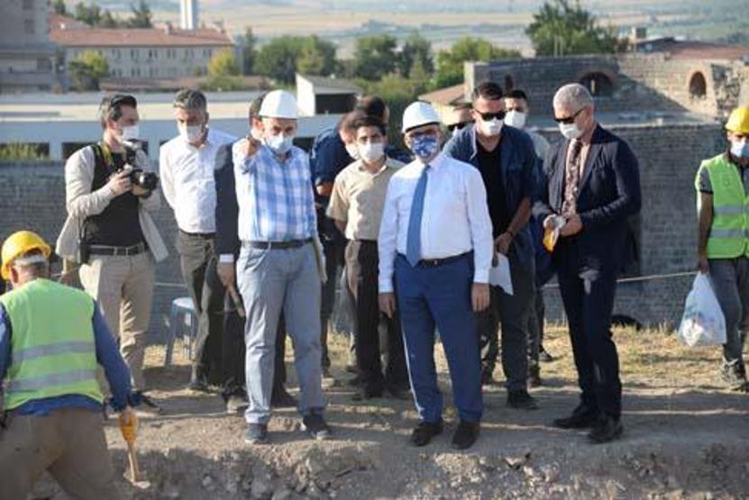 Diyarbakırdaki 8 bin yıllık Amida Höyükte kazı çalışmalarına başlandı