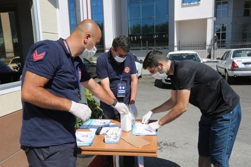 Son dakika... İtfaiye eri olmak için ter döktüler