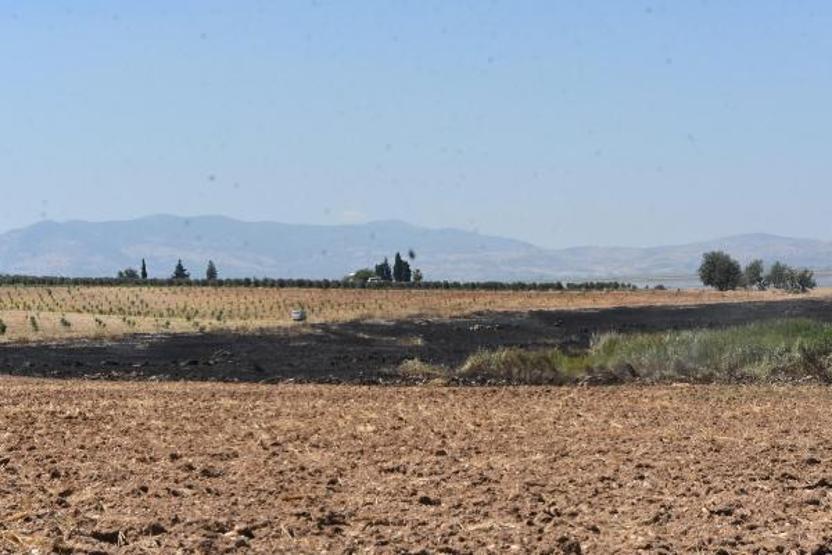 Son dakika... Meteor yangını olduğu iddia edilen alanda mıknatıslarla gök taşı aradılar