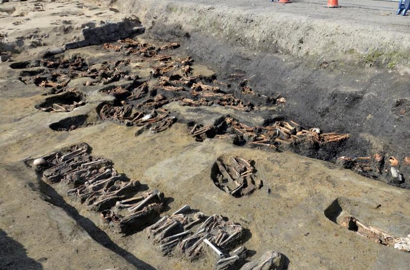 Japonya’da 1500 kişilik toplu mezar bulundu