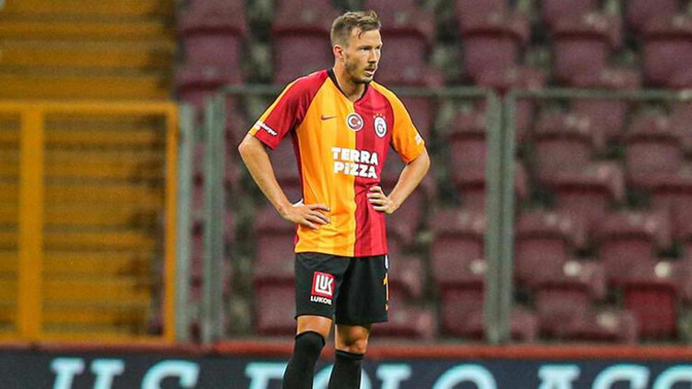 Son dakika... Galatasarayda sürpriz ayrılık