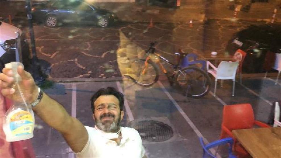 Son dakika.. Karsı karasinekler bastı, esnaf ne yapacağını şaşırdı