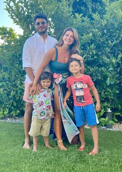 Pelin Karahandan eşi Bedri Güntaya romantik kutlama