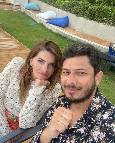 Pelin Karahandan eşi Bedri Güntaya romantik kutlama