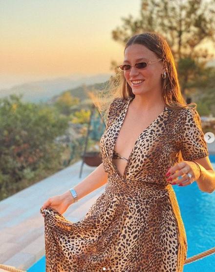 Serenay Sarıkaya’nın iki yıldır üzerinde çalıştığı ‘Bergen’ filmi ertelendi
