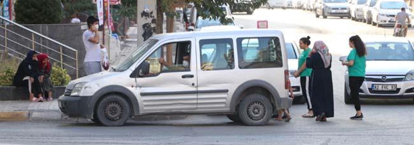 Şanlıurfada korku dolu anlar Binalar boşaltıldı, yollar kapatıldı