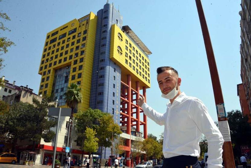 Son dakika... Dünyanın en saçma binası yıkılıyor
