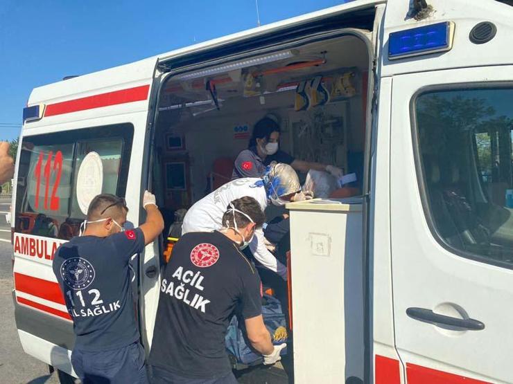 Son dakika... Pendikte Kurtköy Gişelerine otobüs çarptı