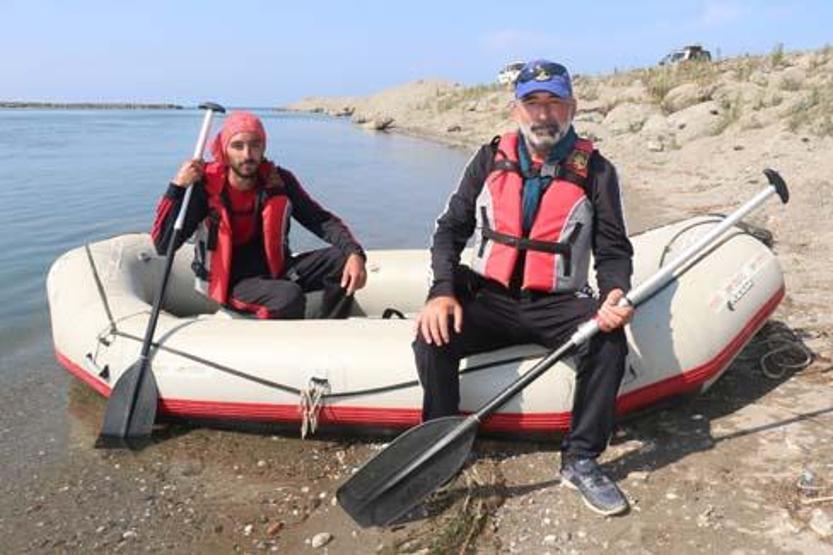 Botla yolculuğa çıkan baba-oğul Samsuna ulaştı