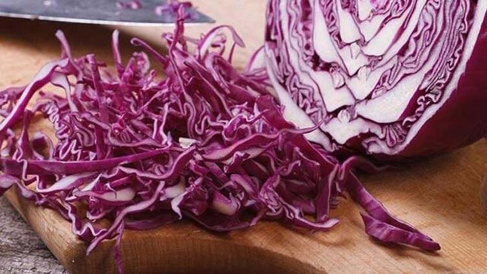 Herkes çöpe atıyor ama tam bir vitamin deposu