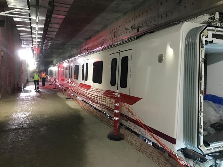 Gayrettepe-İstanbul Havalimanı Metrosunda İlk Tren Raylara İndi