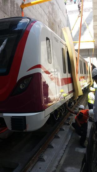 Gayrettepe-İstanbul Havalimanı Metrosunda İlk Tren Raylara İndi