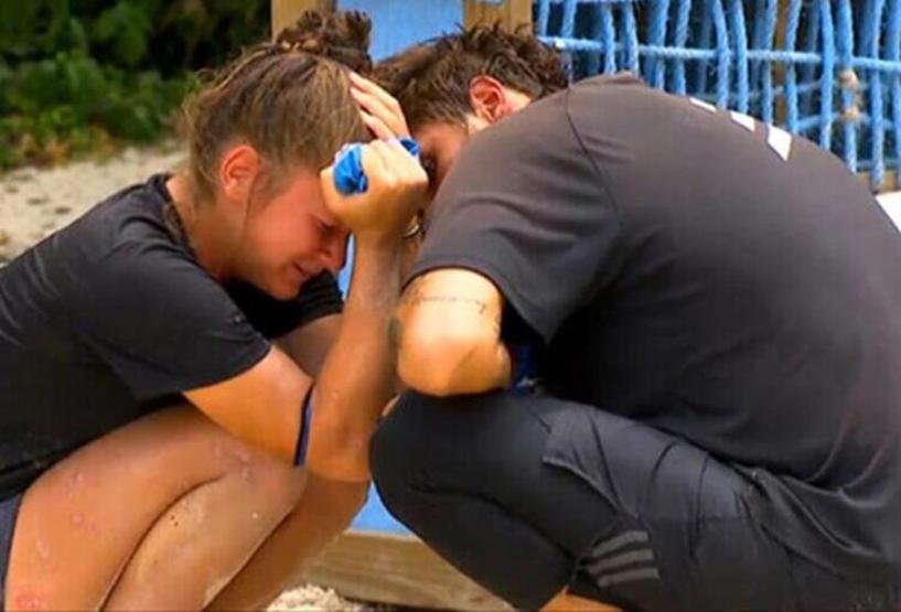 Survivor Nisadan Barışa öpücük Önce paylaştı sonra sildi