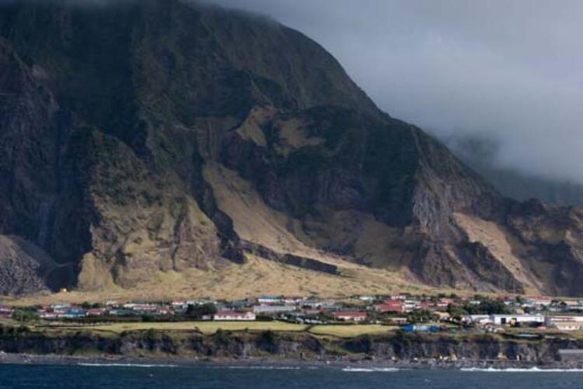 Dünyanın en uzak yeri Tristan da Cunha