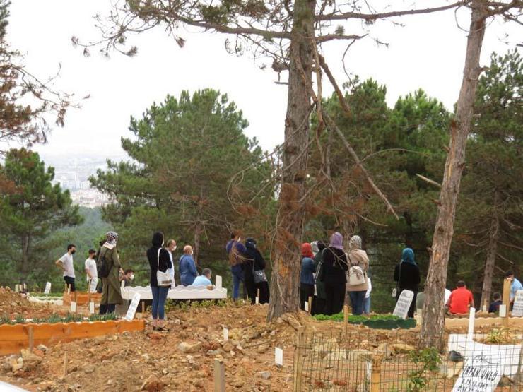 Koronavirüse yenik düşen tıp öğrencisi Merve Mercan toprağa verildi