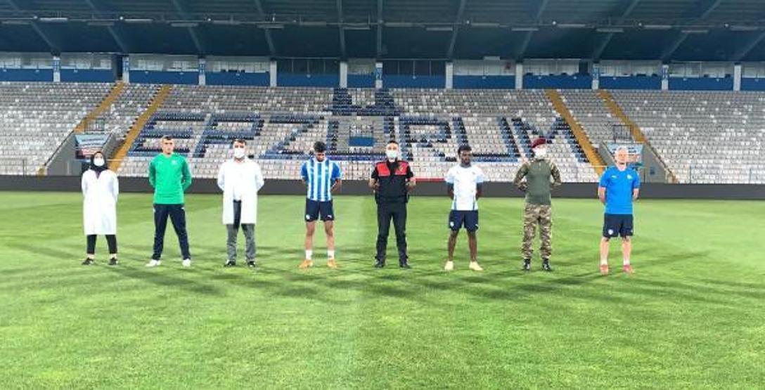 Erzurumspor yeni formalarını böyle tanıttı