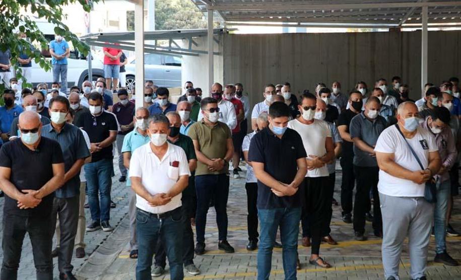 Maskeli Şebnem son yolculuğuna uğurlandı