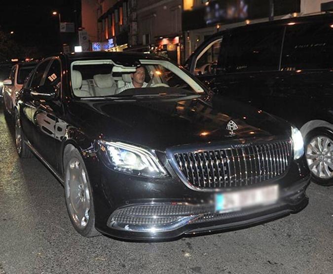 Nihat Altınkaya 3 milyonluk aracıyla gecelerde