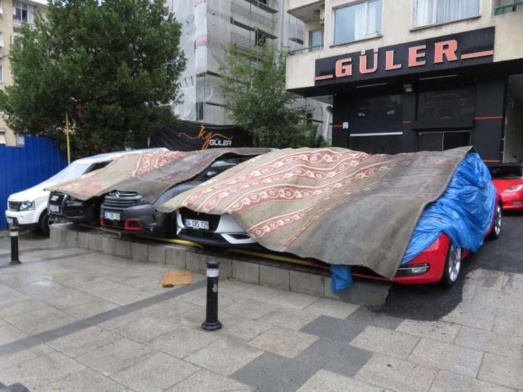 Son dakika... İstanbulda vatandaşların dolu önlemi