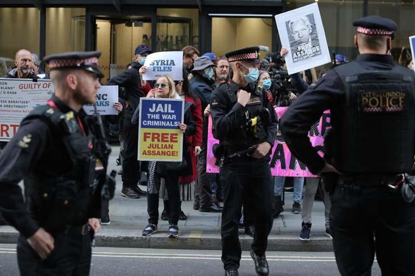 Assangeın ABDye iade davasında karar 4 Ocakta verilecek