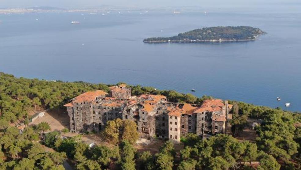 Büyükada Rum Yetimhanesinin restorasyonu için ilk adım atıldı