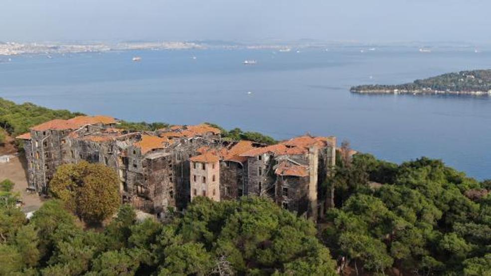 Büyükada Rum Yetimhanesinin restorasyonu için ilk adım atıldı