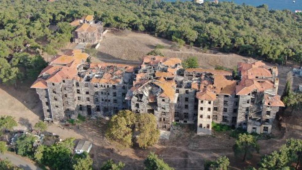 Büyükada Rum Yetimhanesinin restorasyonu için ilk adım atıldı