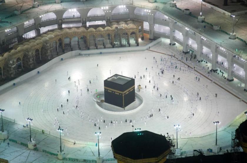 Suudi Arabistanda umre ziyaretleri 6 ay sonra yeniden başladı