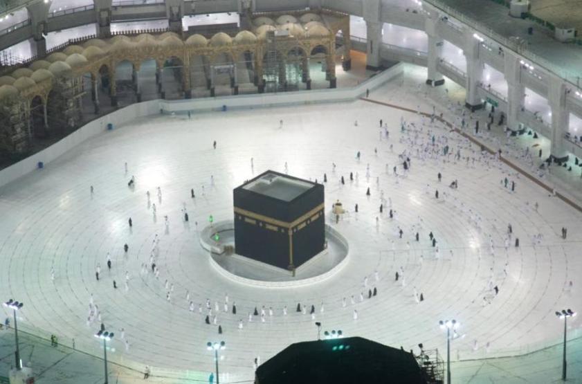 Suudi Arabistanda umre ziyaretleri 6 ay sonra yeniden başladı