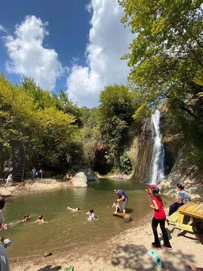 Tabloları aratmıyor; saklı hazine Aşıklar Şelalesi