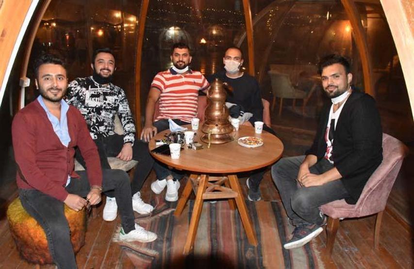 Sosyal mesafeli fanus kafe Pandemi döneminde talep arttı