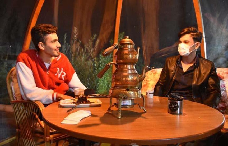 Sosyal mesafeli fanus kafe Pandemi döneminde talep arttı