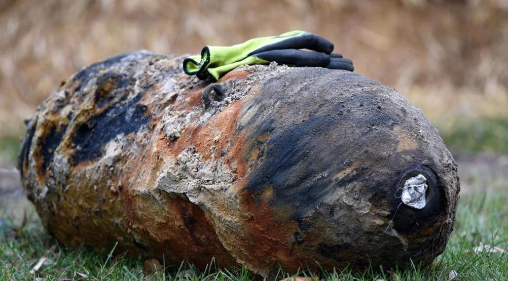 Almanyada büyük panik Binlerce insan tahliye edildi