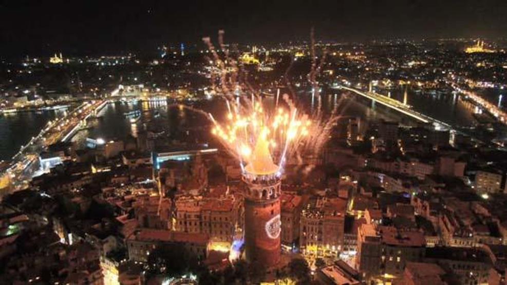 Restorasyon çalışmaları tamamlandı Galata Kulesi yeniden ziyarete açıldı