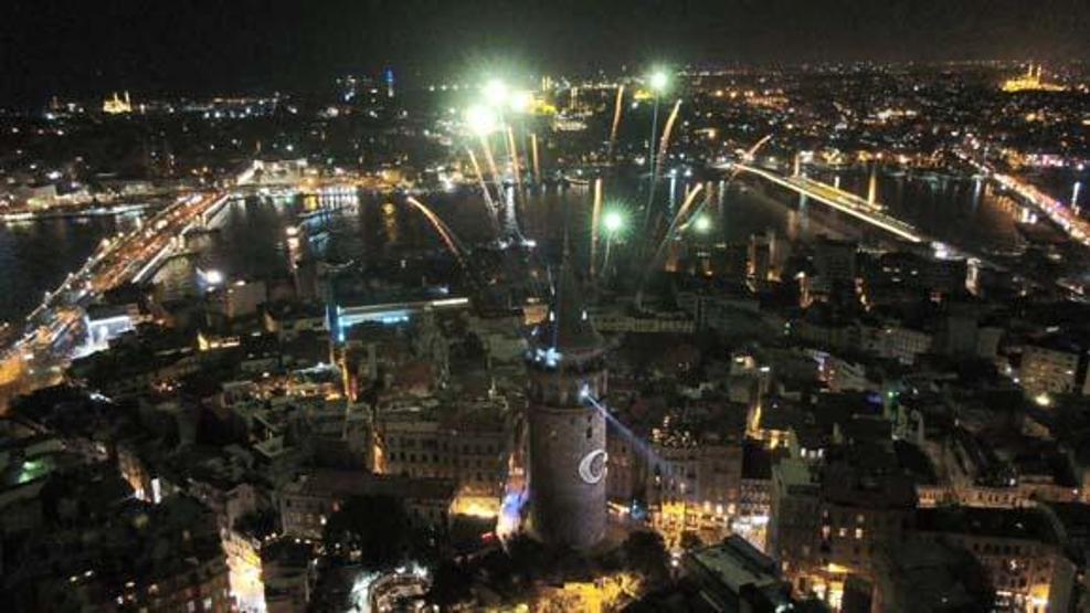 Restorasyon çalışmaları tamamlandı Galata Kulesi yeniden ziyarete açıldı