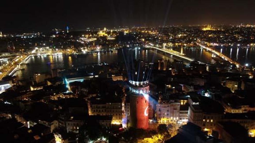 Restorasyon çalışmaları tamamlandı Galata Kulesi yeniden ziyarete açıldı