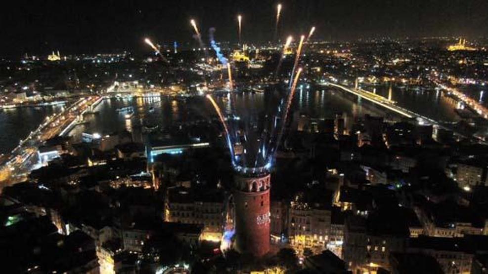 Restorasyon çalışmaları tamamlandı Galata Kulesi yeniden ziyarete açıldı