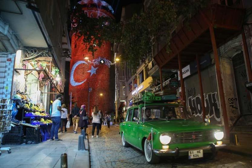 Restorasyon çalışmaları tamamlandı Galata Kulesi yeniden ziyarete açıldı