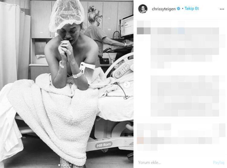 Chrissy Teigenın düşük yaptığı anların fotoğraflanması tartışma yarattı