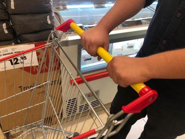 Uzmanlar uyardı; Virüs parlak ve pürüzsüz yüzeyleri seviyor