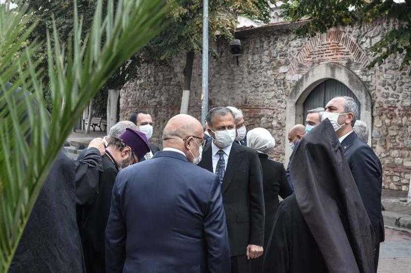 Markar Esayan son yolculuğuna uğurlandı
