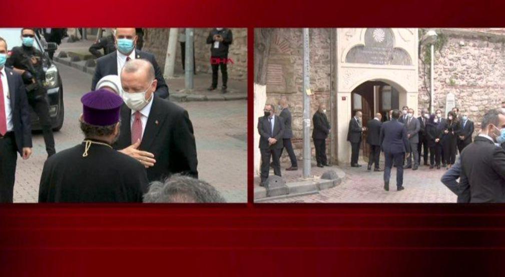 Markar Esayan son yolculuğuna uğurlandı