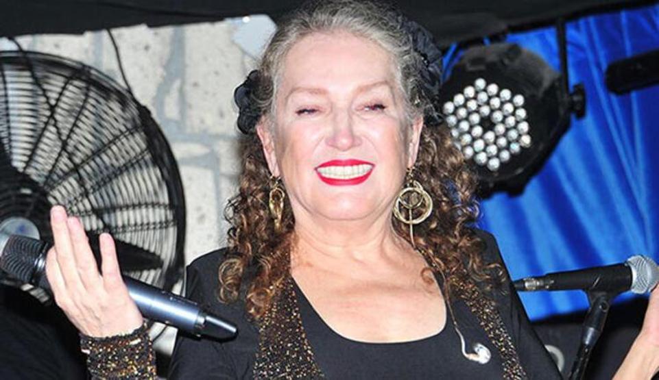 Suzan Kardeş’in kızı Begüm Kardeş gündem oldu