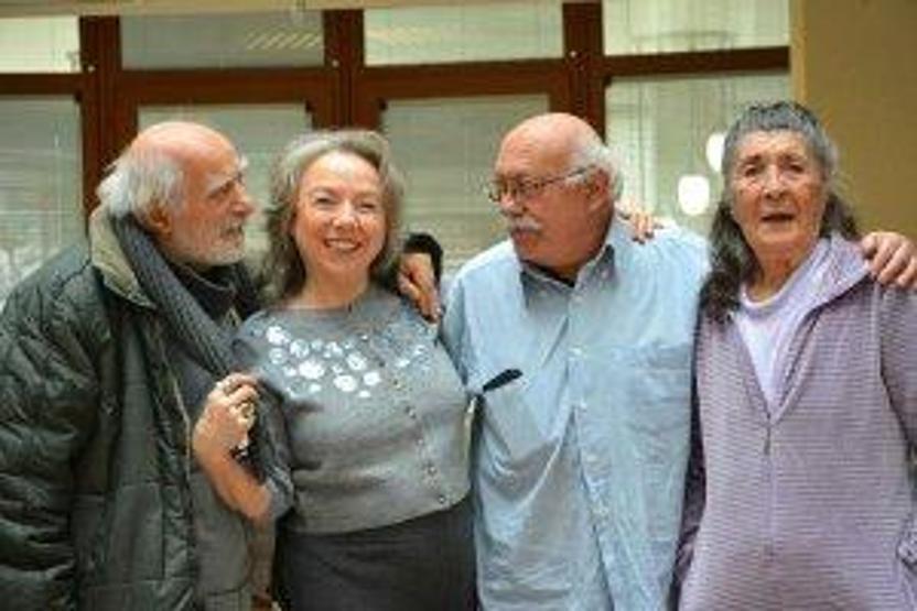 Usta oyuncu Hikmet Karagöz hayatını kaybetti