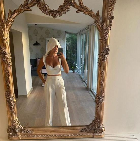 Demet Özdemir 4 milyon TLye villa aldı