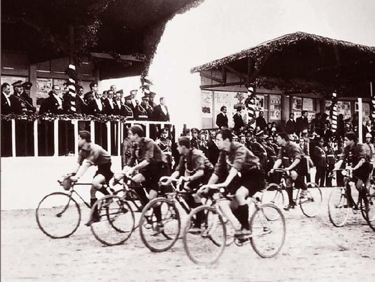 Atatürkün katıldığı 29 Ekim kutlamalarından fotoğraflar
